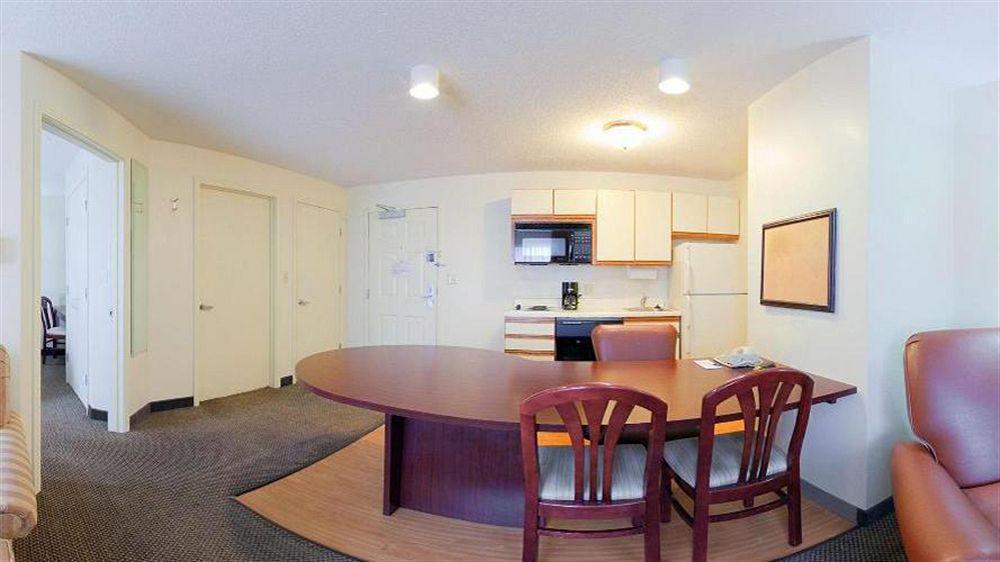 Sonesta Simply Suites Chicago Лібертівіл Екстер'єр фото